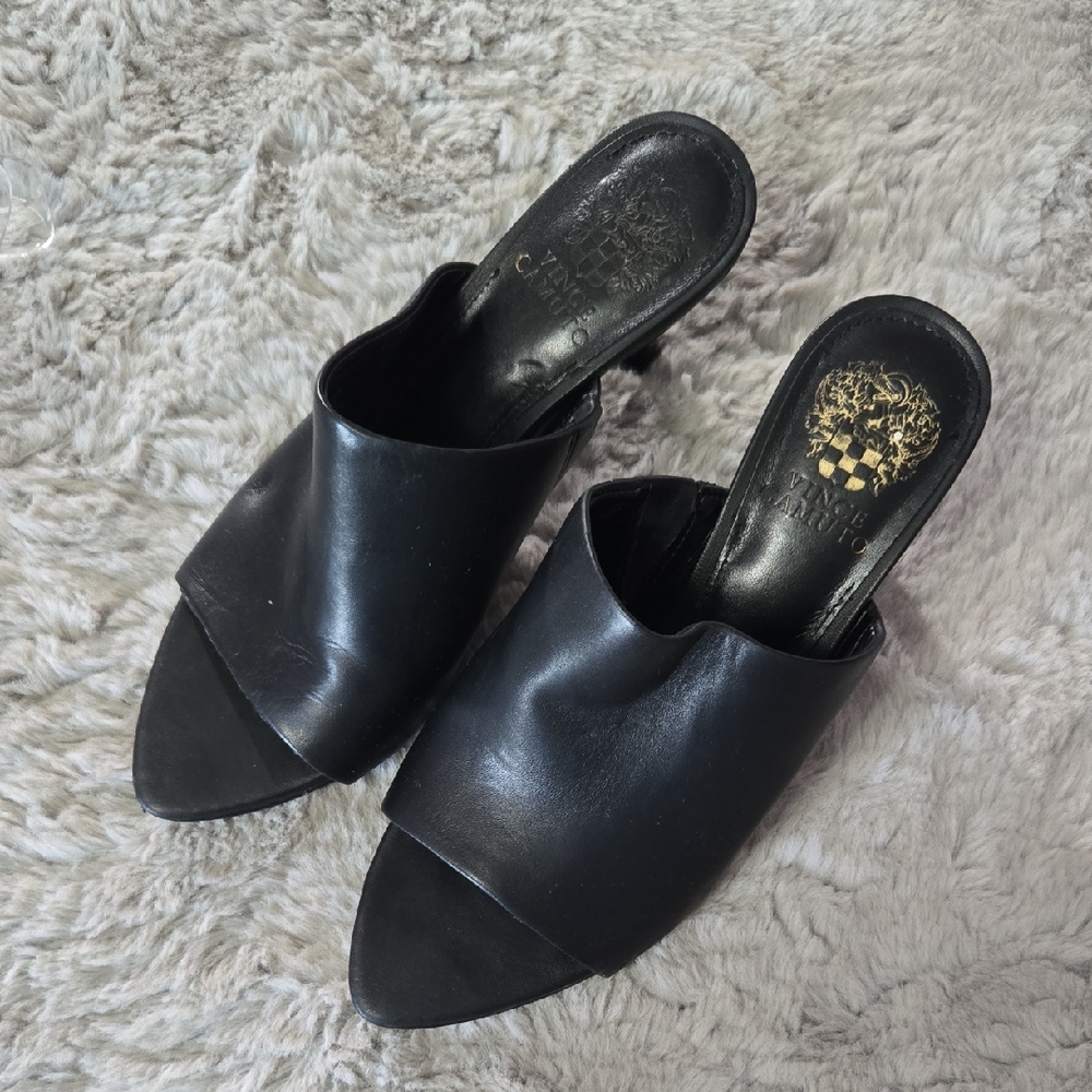 Vince Camuto genuine black leather stiletto heels pointed toe design size 8